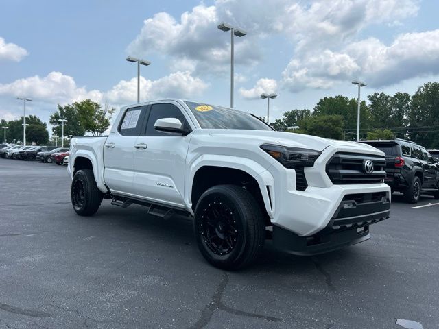 2024 Toyota Tacoma SR5 - Photo 4