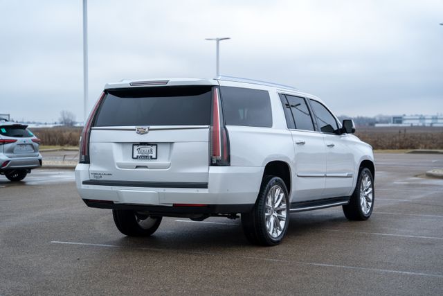 2019 Cadillac Escalade ESV Luxury 7