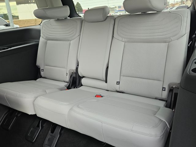 New 2026 Black Ford Platinum image 15