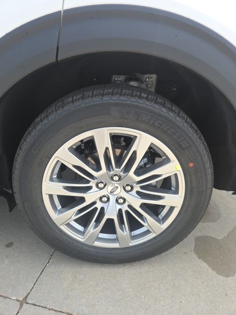 New 2026 Ford Explorer SUV