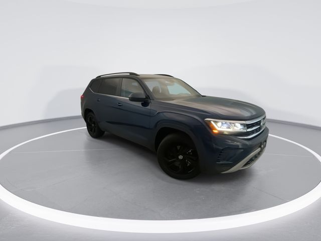 Used 2023 Blue Volkswagen 2.0T SE w/Technology image 8
