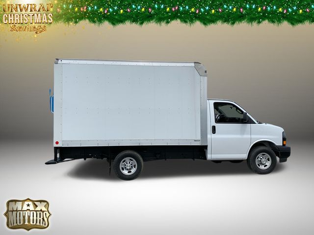 2022 Chevrolet Express 3500 Work Van 13