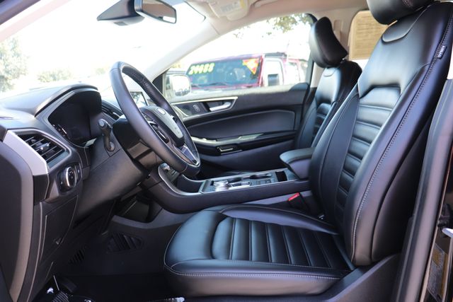 2024 Ford Edge SEL photo