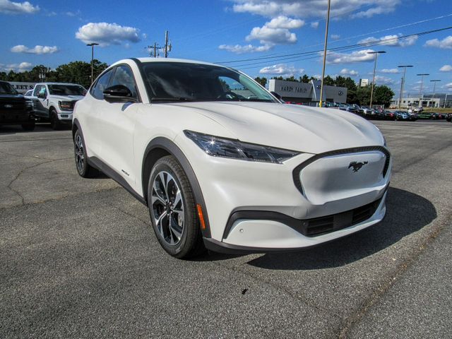 2025 Ford Mustang Mach-E Select RWD