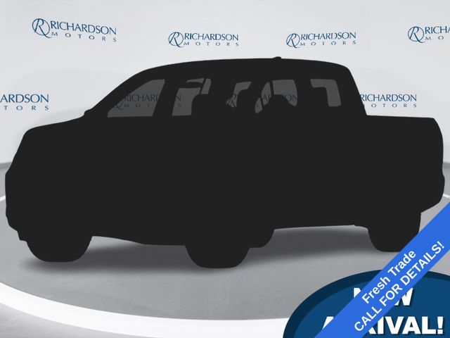 Summit White 2014 Chevrolet Silverado 2500HD LT Crew Cab RWD Pickup Truck 4X2 6-Speed Automatic Overdrive