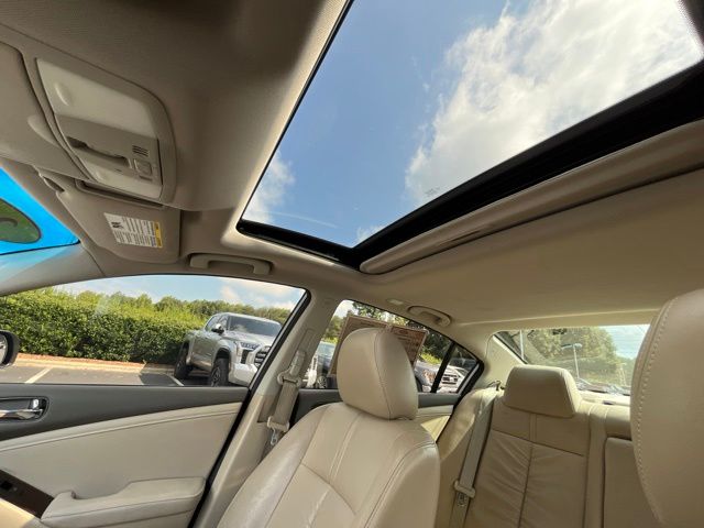 2011 Nissan Altima - Photo 32