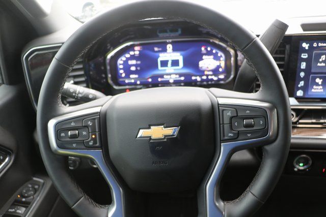 2024 Chevrolet Silverado 1500 LT 6