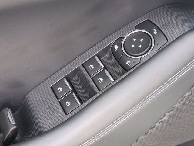 Used 2024 White Ford Select image 13