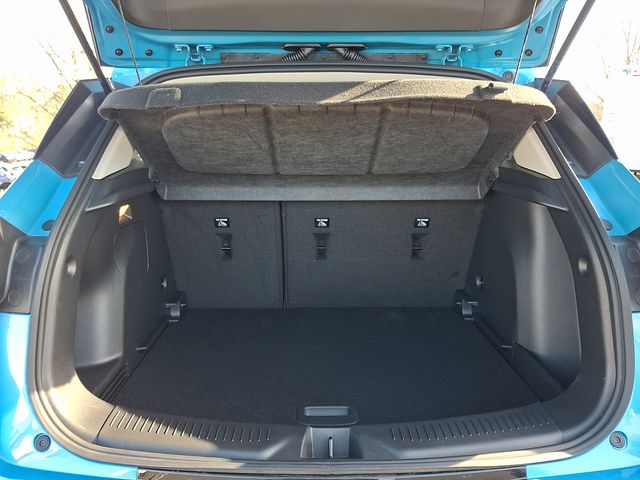 used 2025 Buick Encore GX car, priced at $27,440