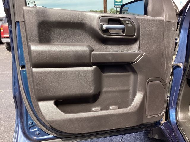 Used Car 2023 Chevrolet Silverado 1500  Custom For Sale Under $30,000 In San Antonio, Texas