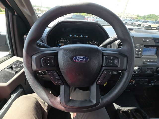 Used 2018 White Ford XL image 12