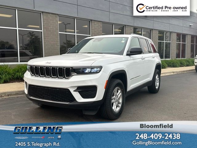 Bright White Clearcoat 2025 Jeep Grand Cherokee SUV / Crossover Four-Wheel Drive 8-Speed Automatic