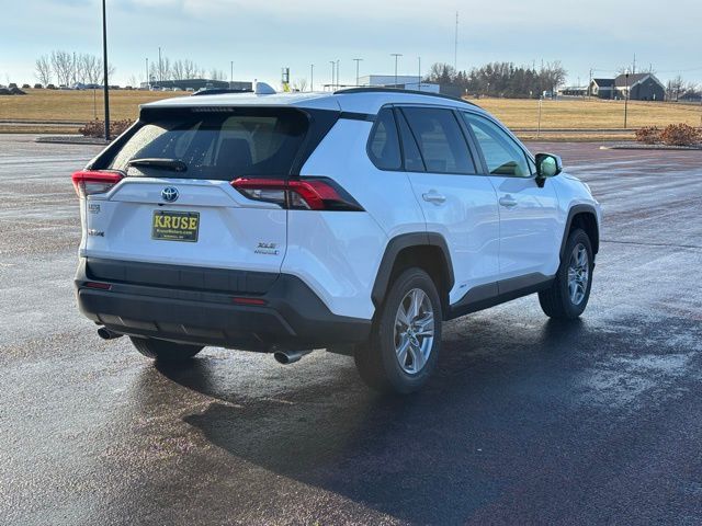 2023 Toyota RAV4 Hybrid XLE