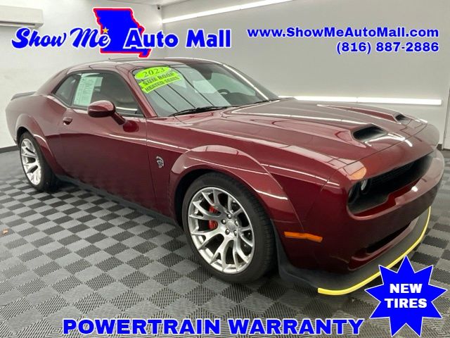 Octane Red Pearlcoat 2023 Dodge Challenger Coupe Rear-Wheel Drive 8-Speed Automatic