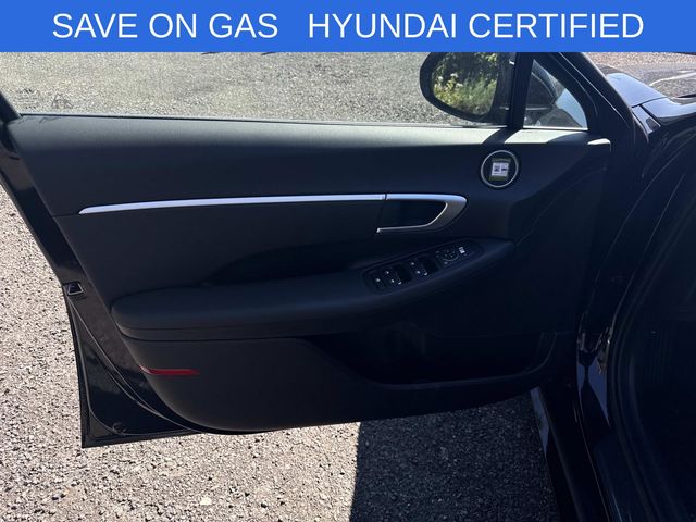 2025 Hyundai Sonata Hybrid