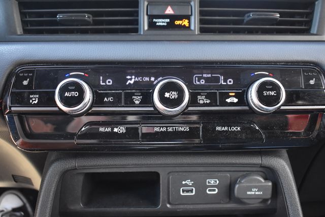 Used 2025 Honda Pilot SUV