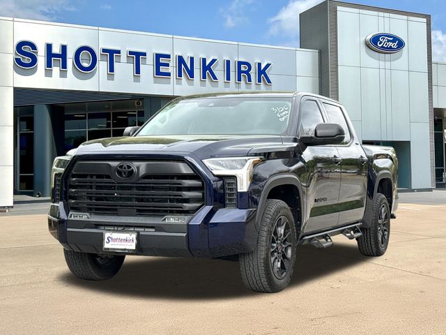 Used 2024  Toyota SR5 image 3