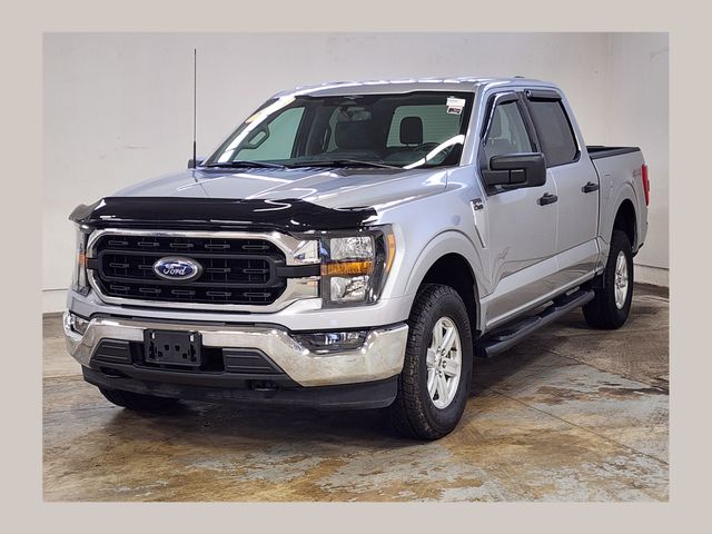 Silver 2023 Ford F-150 XLT SuperCrew 4WD Pickup Truck Four-Wheel Drive Automatic