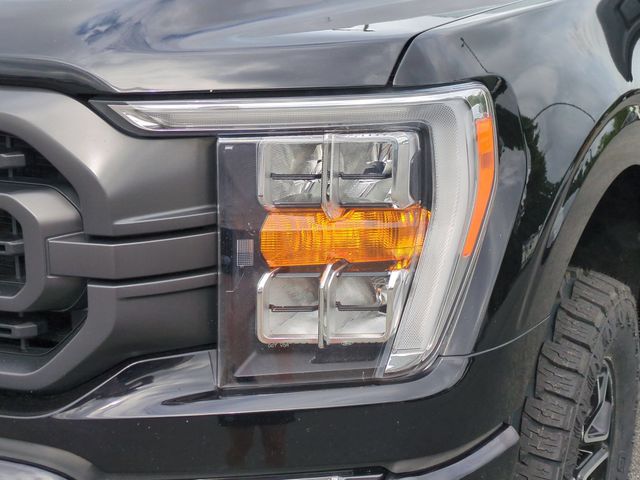Used 2023 Agate Black Metallic Ford XLT image 9