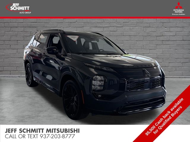 Graphite Gray 2026 Mitsubishi Outlander SUV / Crossover Front-Wheel Drive Continuously Variable Transmission