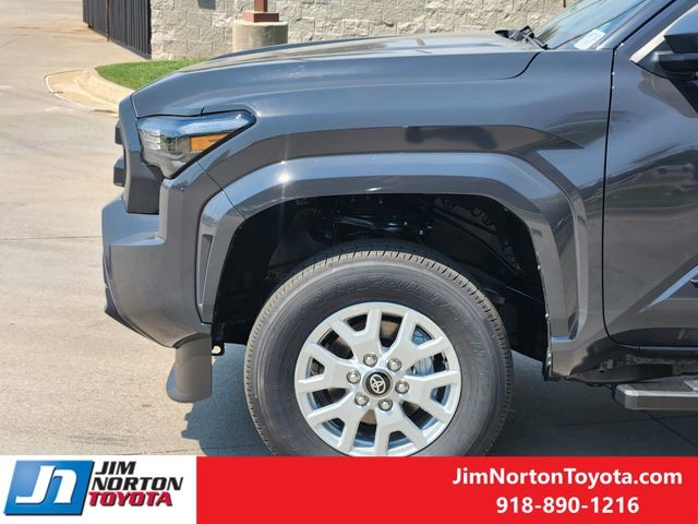 2025 Toyota Tacoma SR5 Double Cab photo 6