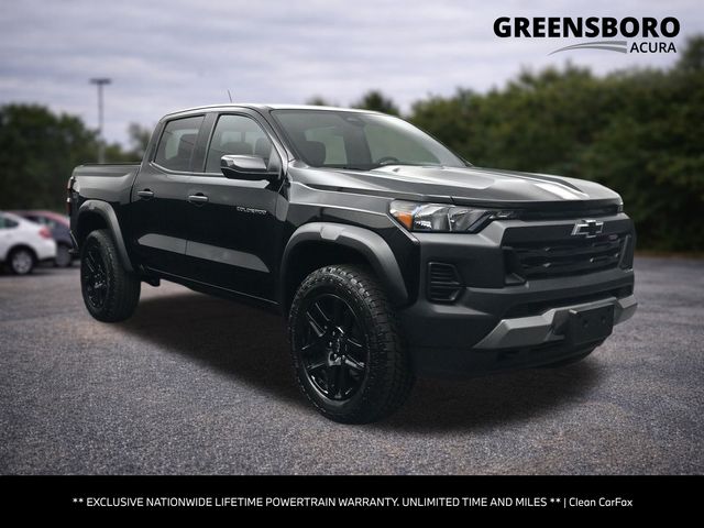 Black 2025 Chevrolet Colorado Pickup Truck Four-Wheel Drive 8-Speed Automatic
