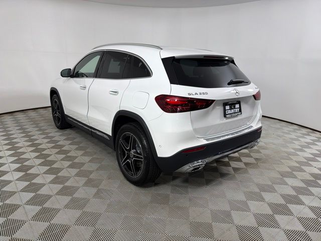 New 2026  Mercedes-Benz GLA 250 image 5