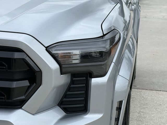 2024 Toyota Tacoma SR5 - 9