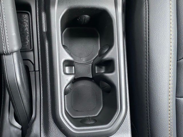 new 2026 Jeep Wrangler car, priced at $46,889