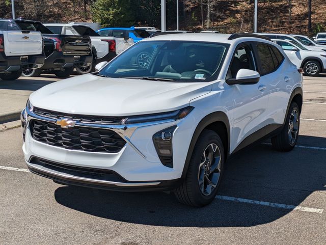 2025 Chevrolet Trax LT photo
