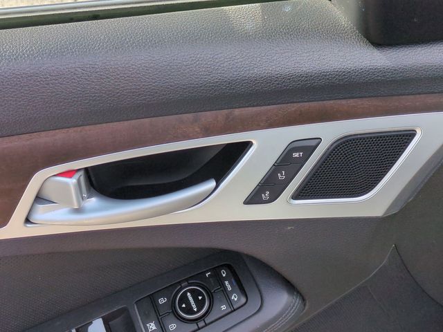 Used 2015 Hyundai Genesis 3.8 4D Sedan
