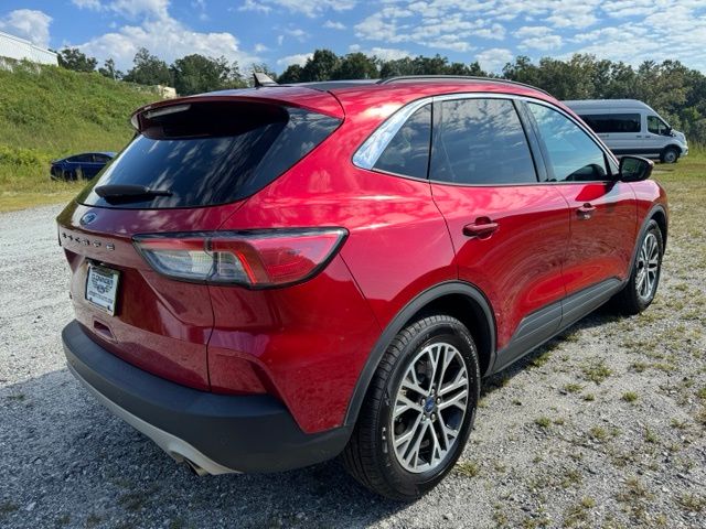 Used 2021 Red Ford SEL image 9