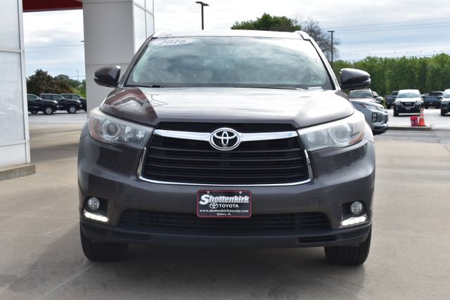 Used 2016 Toyota Highlander SUV