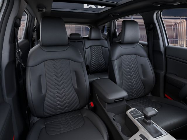 2027 White Kia Sportage