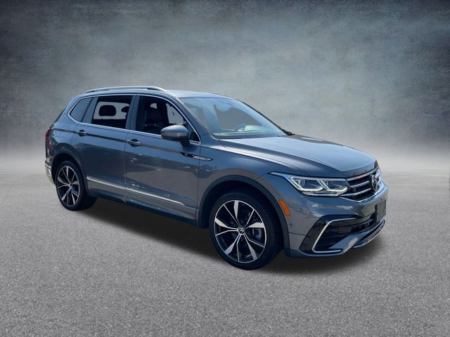 2022 Volkswagen Tiguan 2.0T SEL R-Line 3