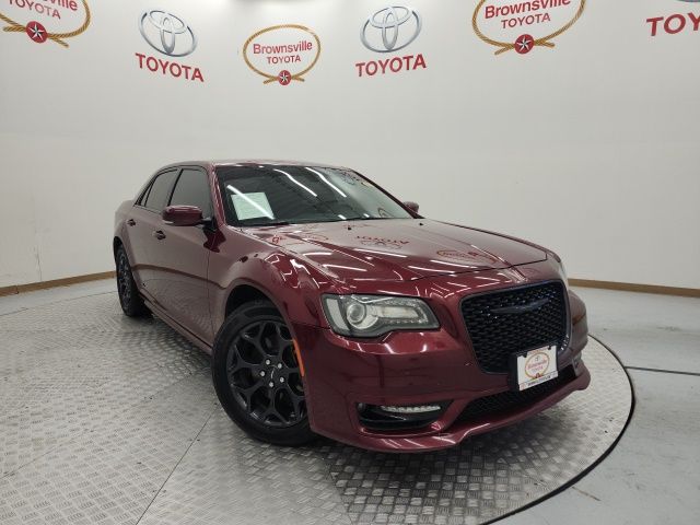 2022 Chrysler 300 Touring L AWD