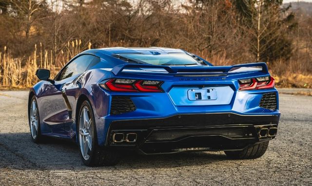 Used 2020 Blue Chevrolet Stingray image 4