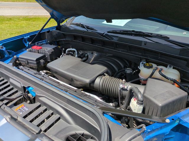 Used 2022 Blue GMC AT4 image 26