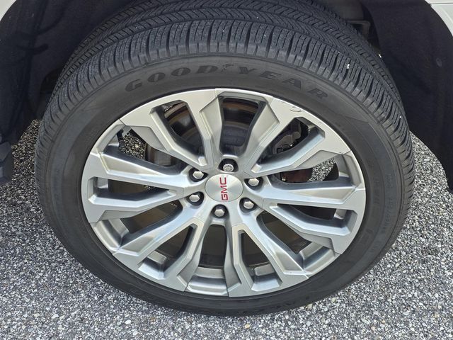 Used 2021 GMC Yukon XL SUV