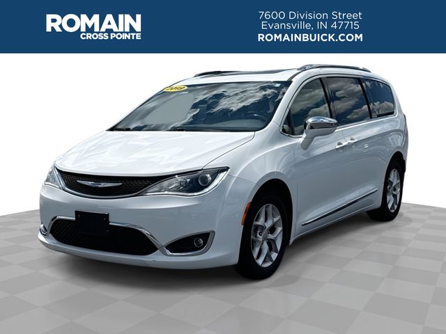  2019 Chrysler Pacifica Limited FWD   