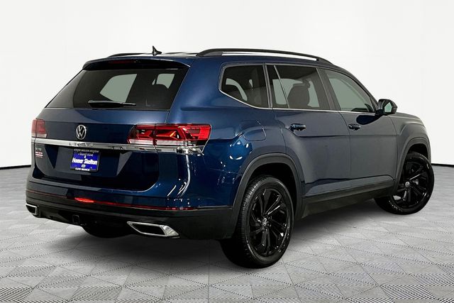 2022 Volkswagen Atlas 3.6L V6 SE w/Technology photo