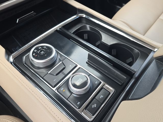 2022 Ford Expedition XLT:169442A2