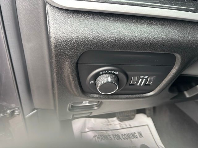 2022 Jeep Grand Cherokee Laredo