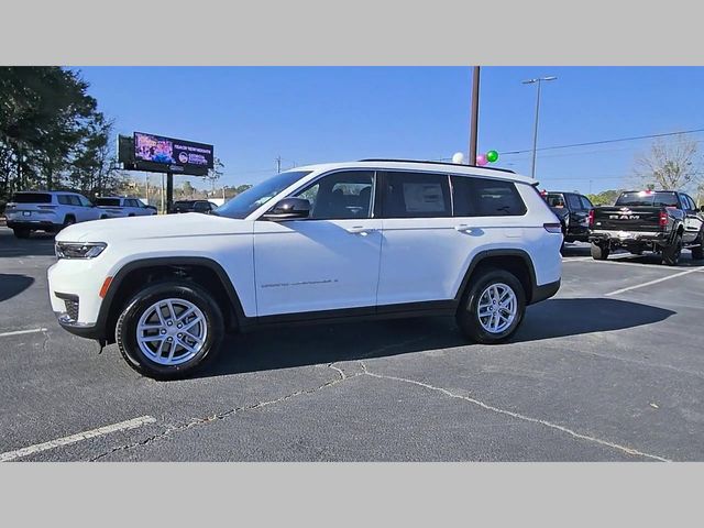 2026 Jeep Grand Cherokee L Laredo 4x2