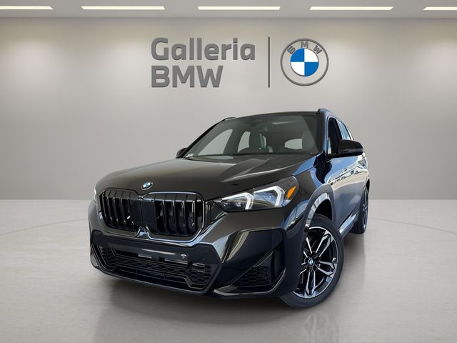 2026 BMW X1 28i's photo