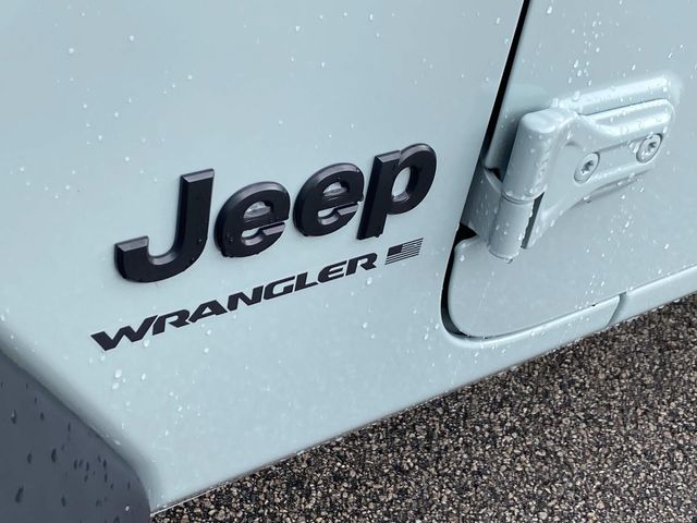 Used 2024 Jeep Wrangler SUV