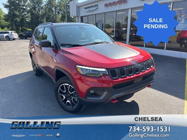 Red Hot Pearlcoat 2025 Jeep Compass Trailhawk 4WD SUV / Crossover Four-Wheel Drive 8-Speed Automatic