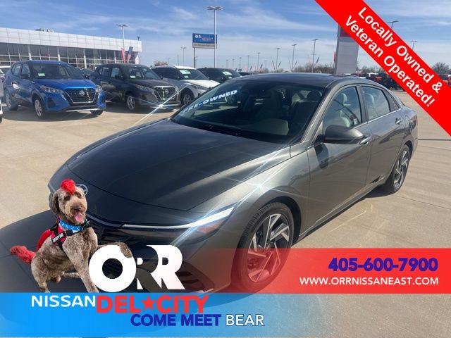 2025 Hyundai Elantra Limited FWD