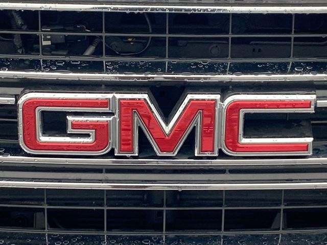 2018 GMC Yukon SLE 30