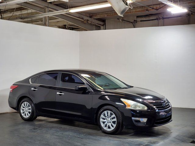 2013 Nissan Altima 2.5 photo